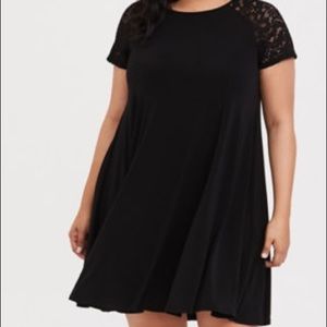BLACK LACE STUDIO KNIT TRAPEZE DRESS
